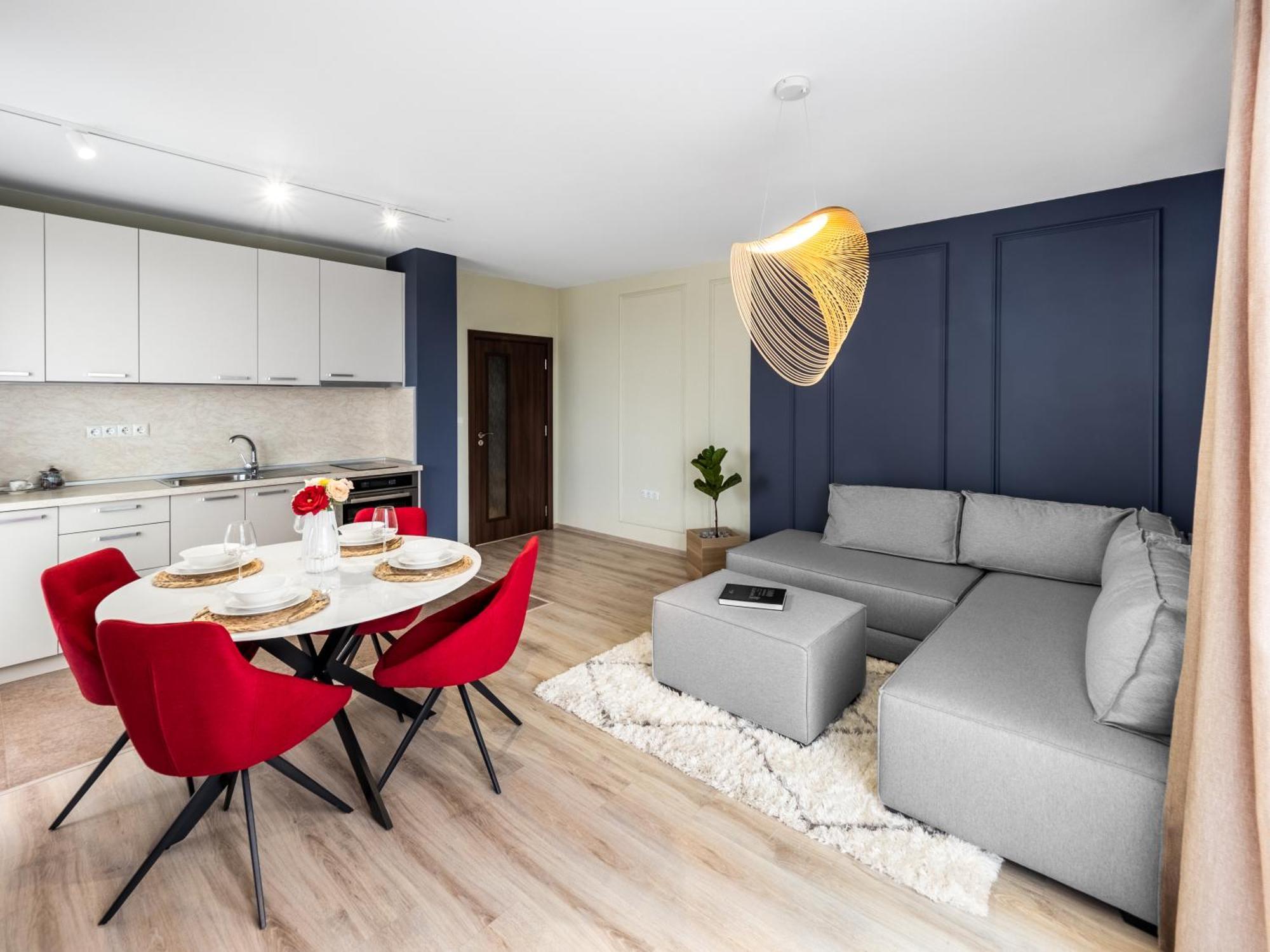The Boulevard Luxury 2